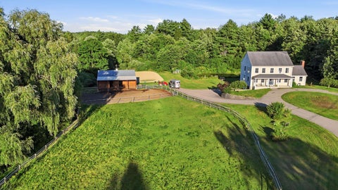 Photo of 8 Lavoie Way, Somersworth, NH 03878 (MLS # 5106829)