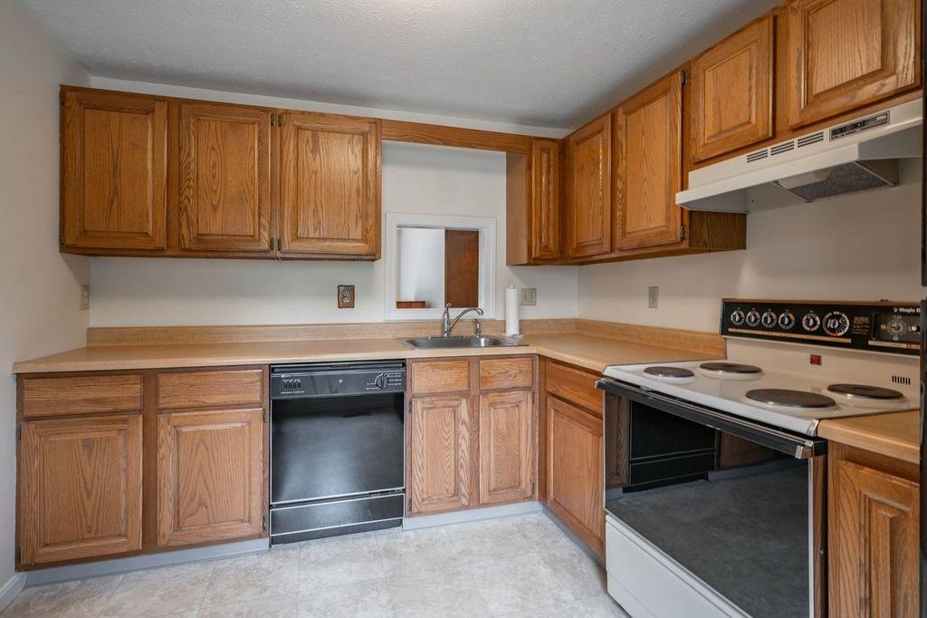 4 Quarry Circle Drive 4