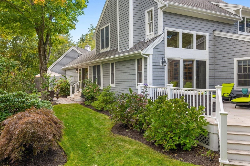 Photo of 50 North Gate Road, New Castle, NH 03854 (MLS # 5112106)