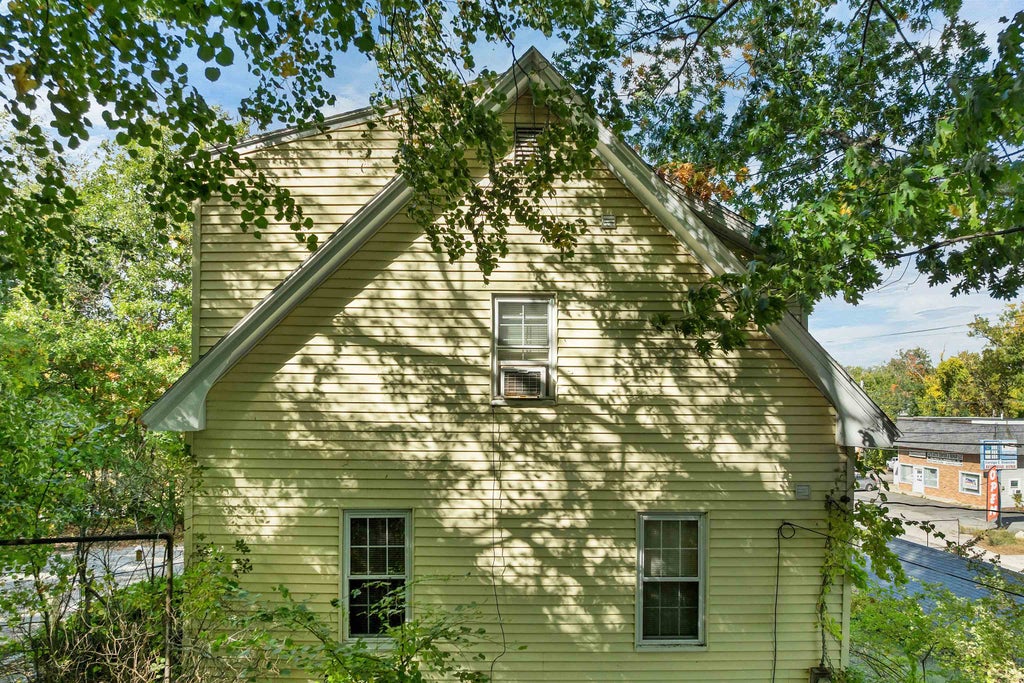 Photo of 478 Front Street, Manchester, NH 03102 (MLS # 5113402)