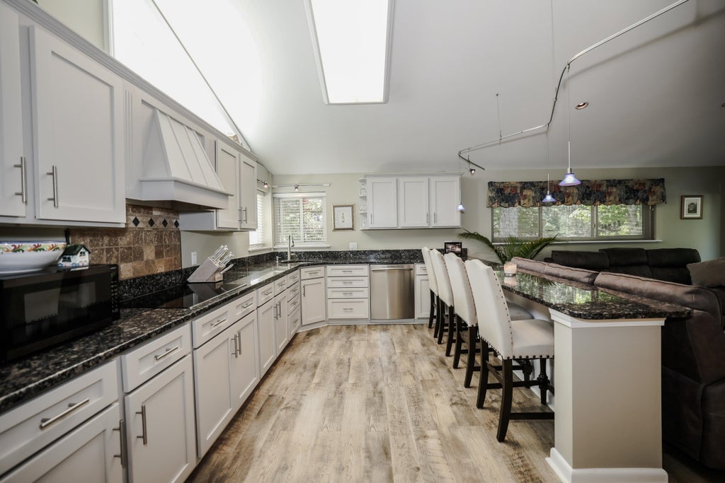Photo of 167 Harper Ridge Road, Hampstead, NH 03826 (MLS # 5111743)
