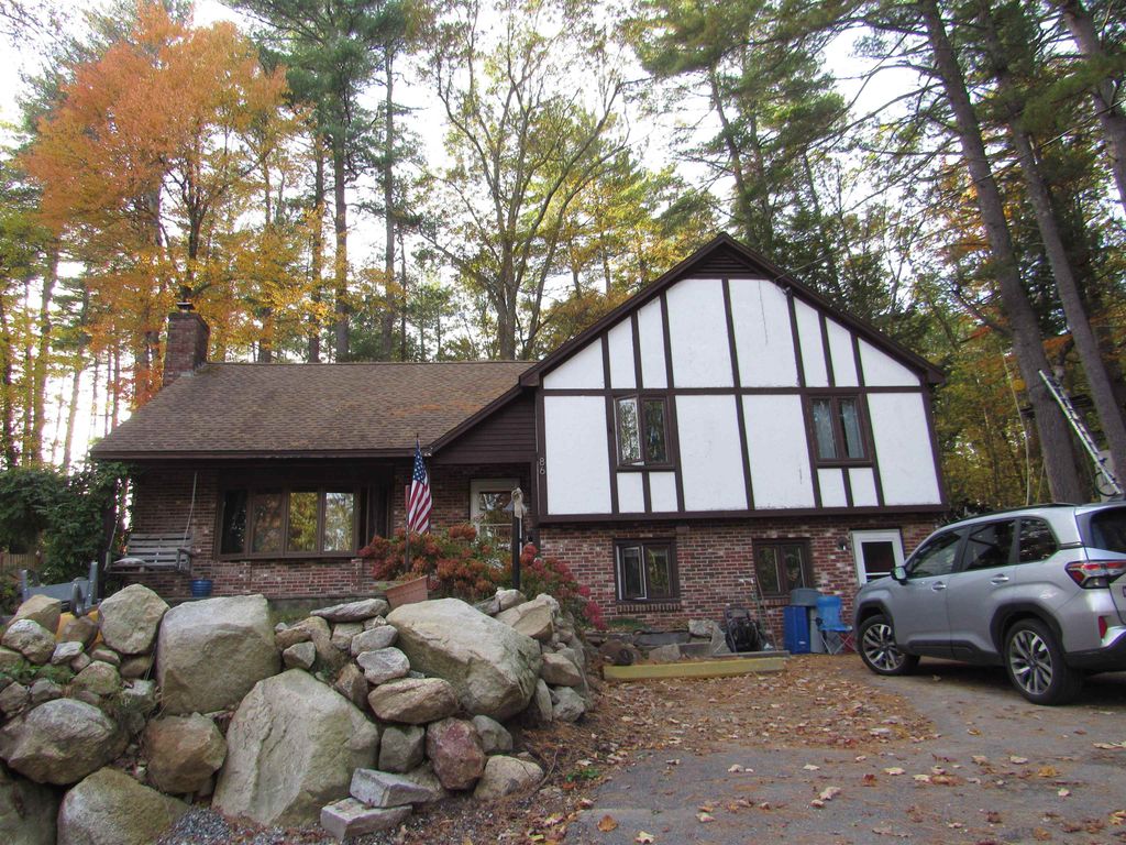 Photo of 86 Wire Road, Merrimack, NH 03054 (MLS # 5096142)