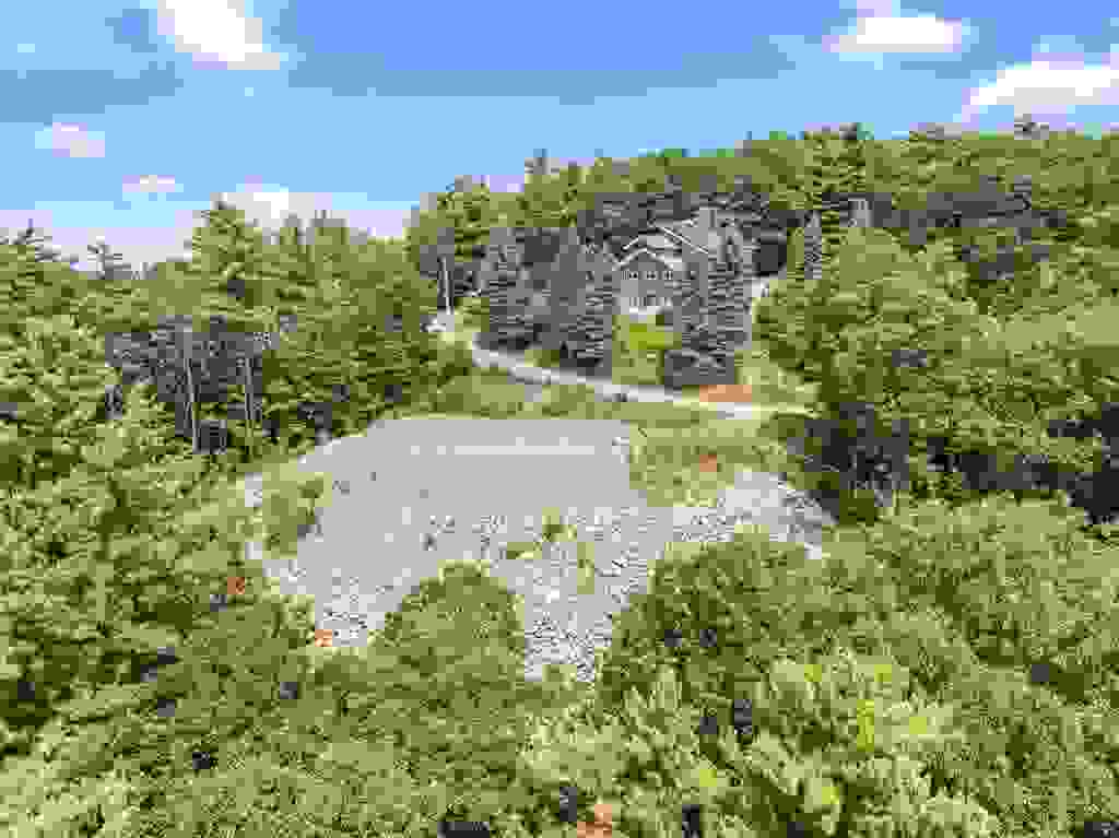 Photo of 40 Foxglove Road, Gilford, NH 03249 (MLS # 5102011)