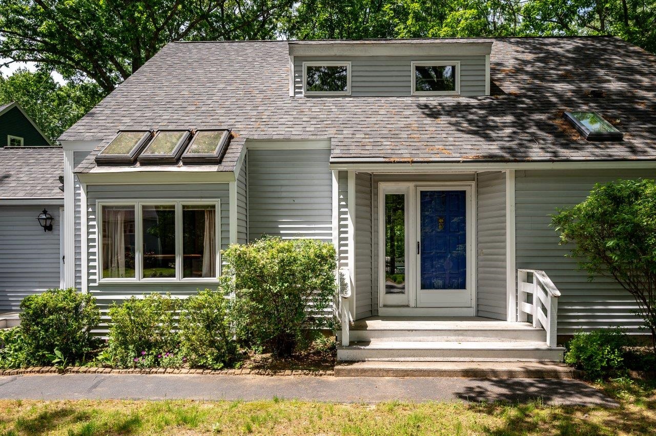 5 Fairchild Drive