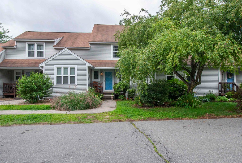 Photo of 201 Winding Pond Road, Londonderry, NH 03053 (MLS # 5101390)