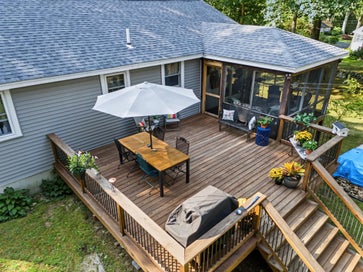 16 Sunset Drive Atkinson NH 03811