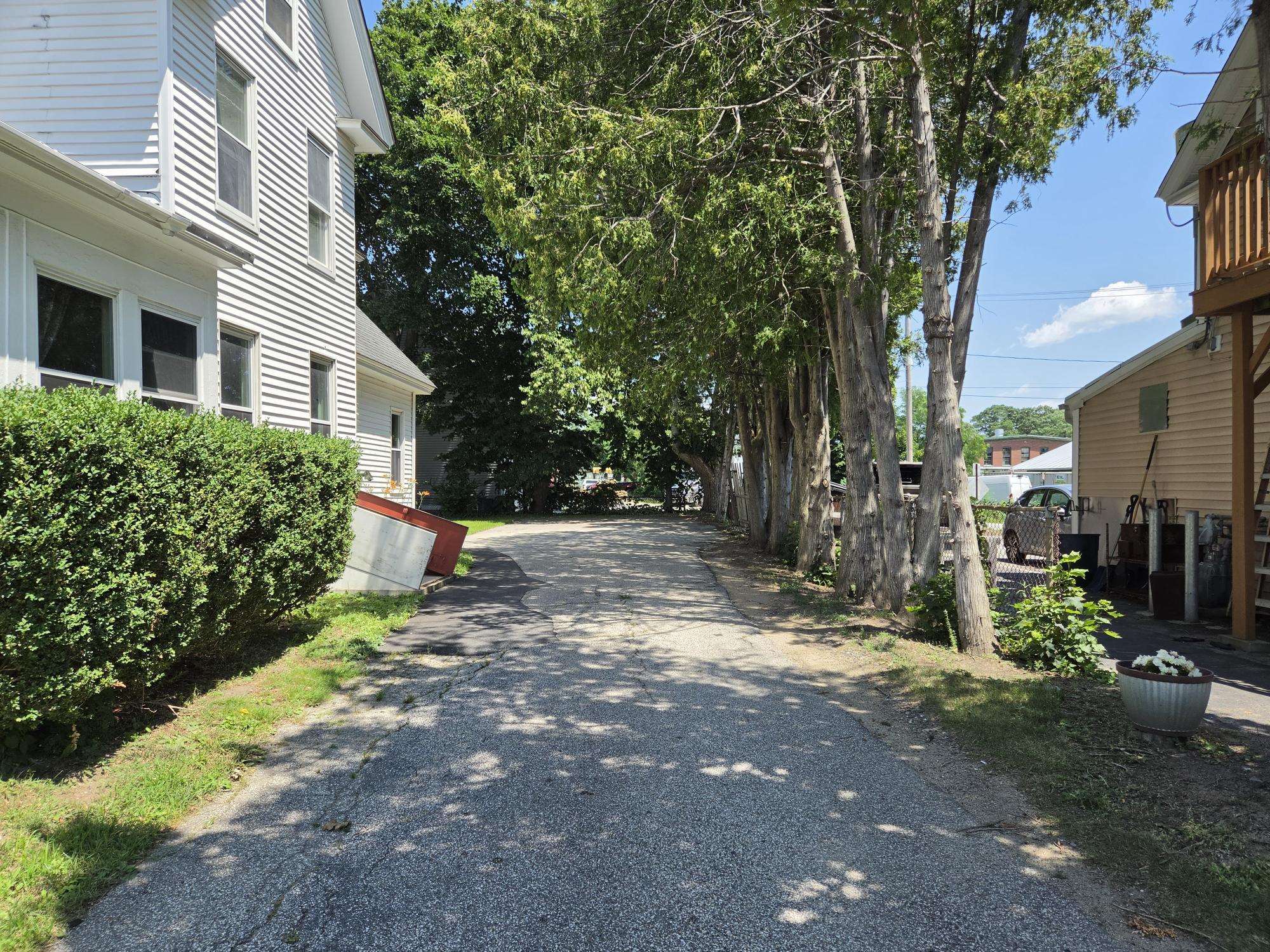161 Front Street