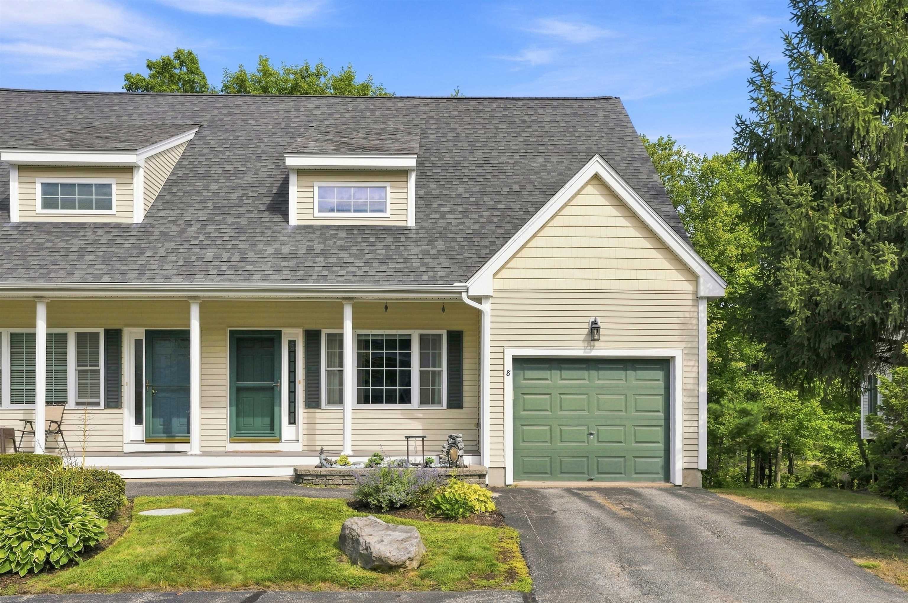 8 Locksley Lane