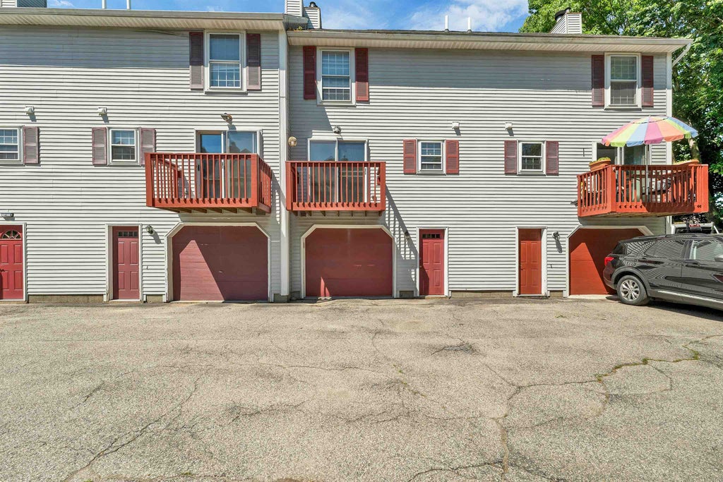 Photo of 94 Beech Hill Avenue #5, Manchester, NH 03103 (MLS # 5094340)