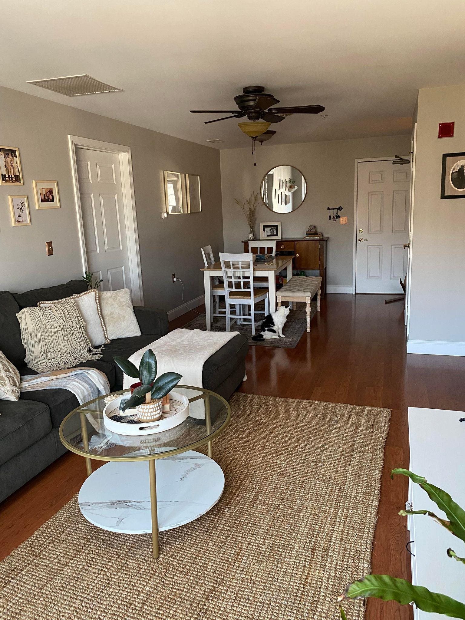 89 Eastern Ae. Avenue 305