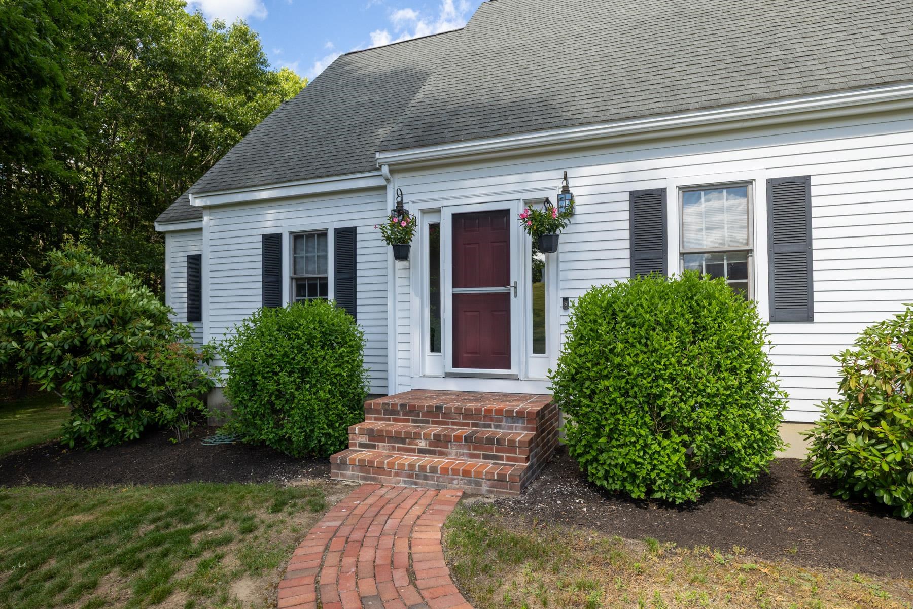 7 Bartlett Road