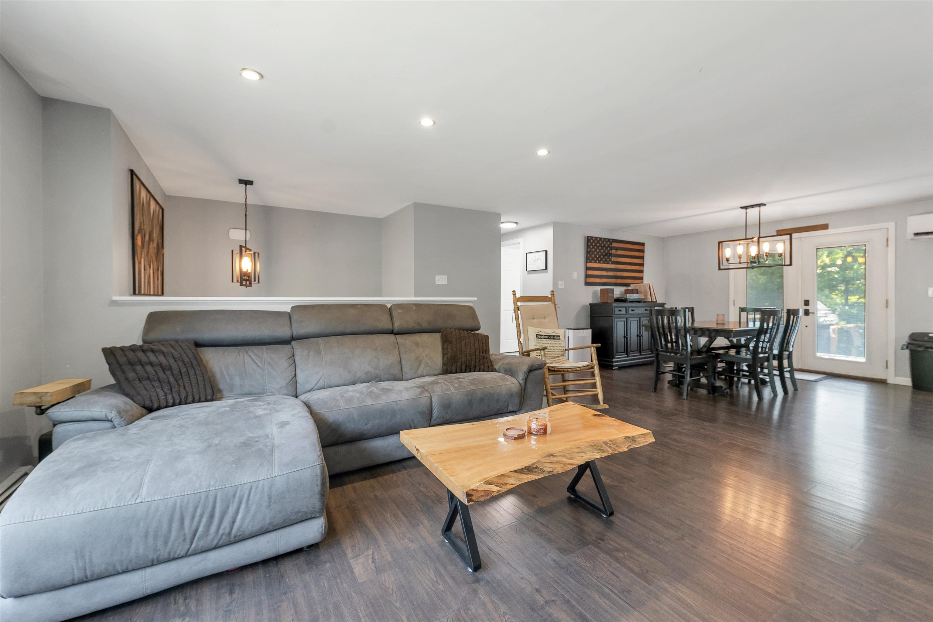 7 Hiltons Lane