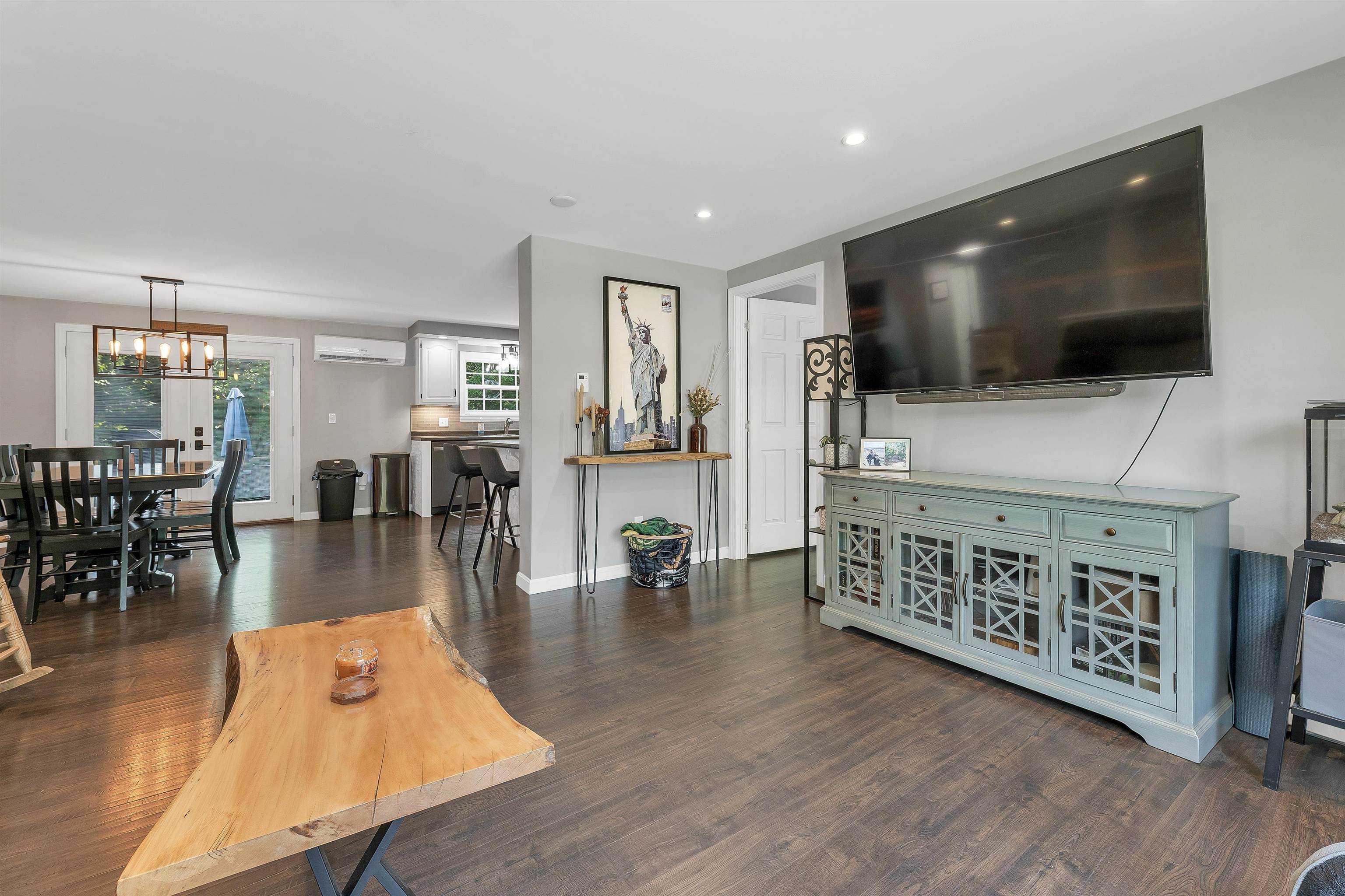7 Hiltons Lane