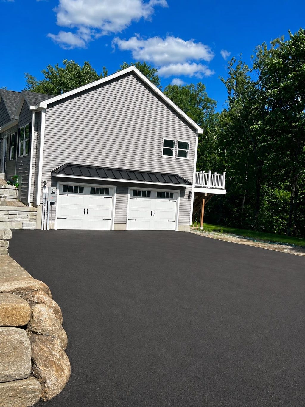 Photo of 556 Old Candia Road, Candia, NH 03034 (MLS # 5095704)