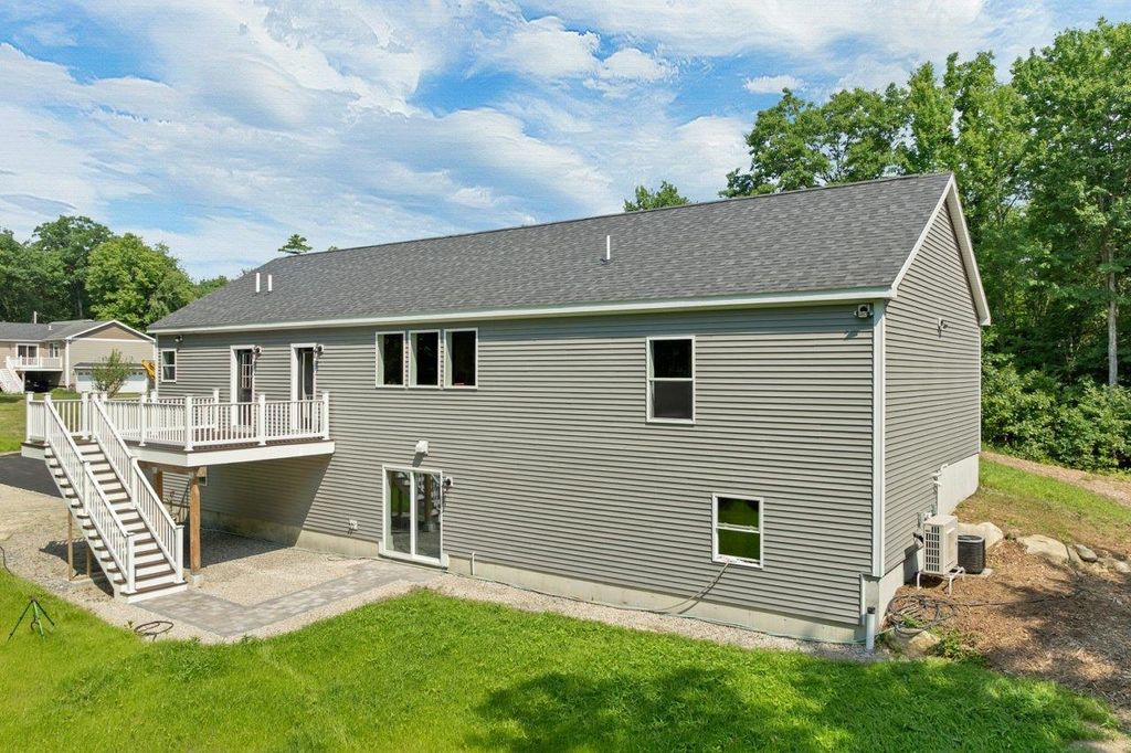Photo of 556 Old Candia Road, Candia, NH 03034 (MLS # 5095704)
