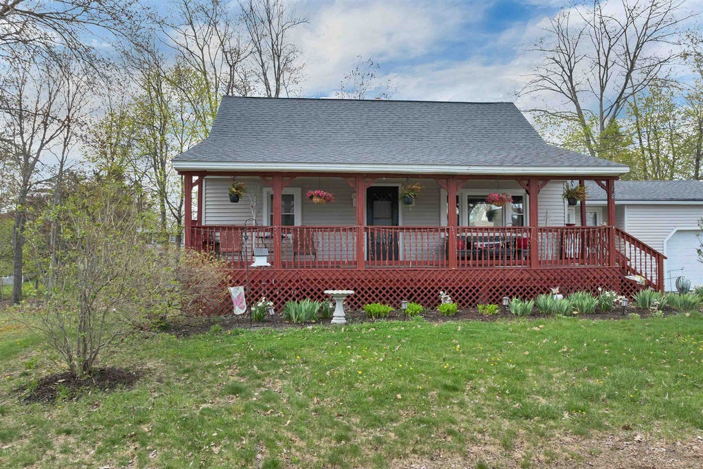 Photo of 7 Villanova Lane, Rochester, NH 03867 (MLS # 5087581)