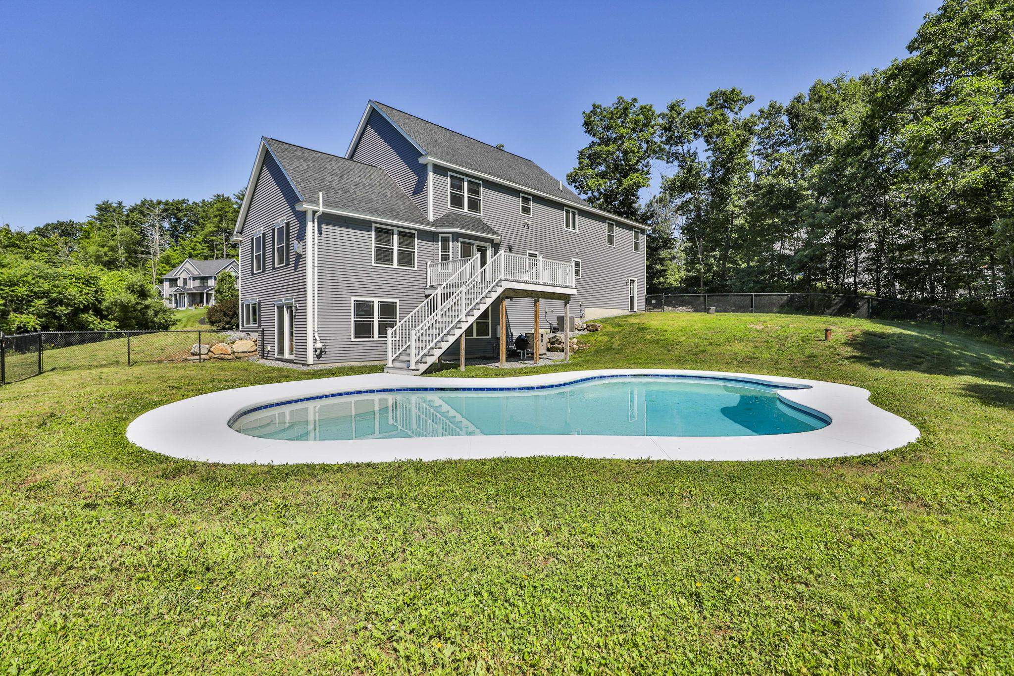 18 John King Drive