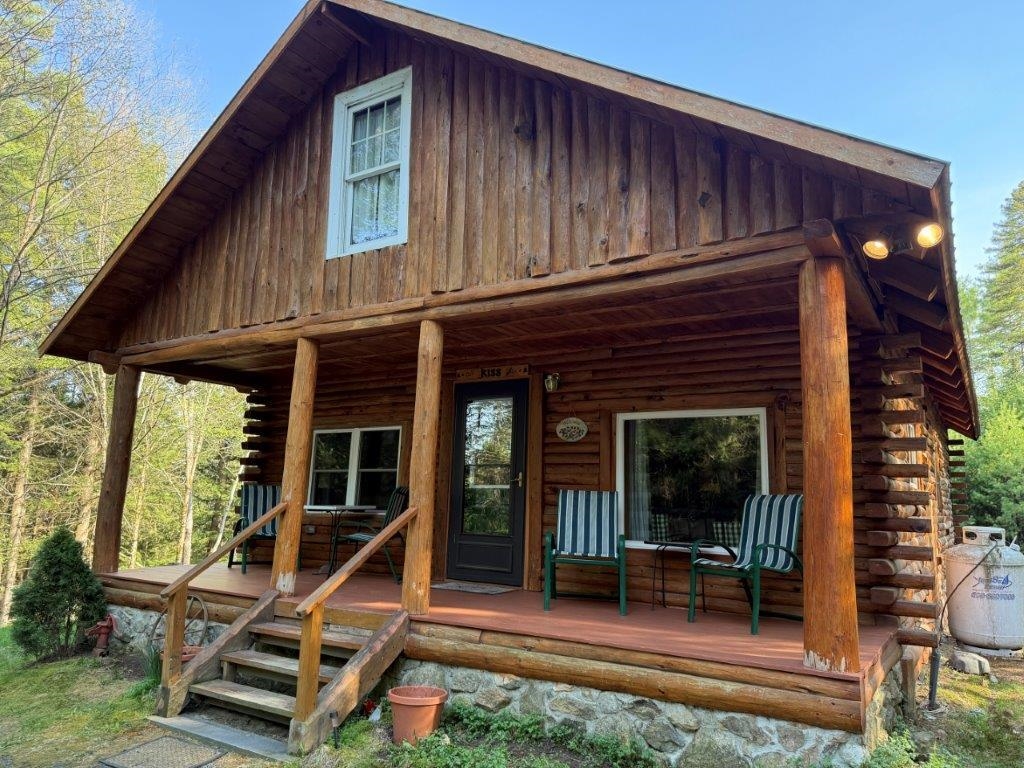 37 Maple Road