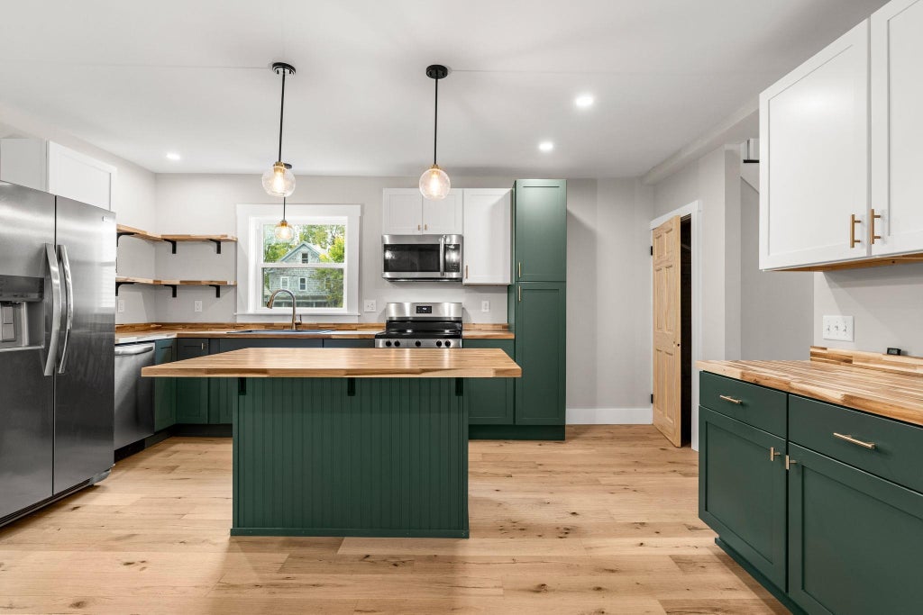 Photo of 32 Harrison Street, Keene, NH 03431 (MLS # 5112424)