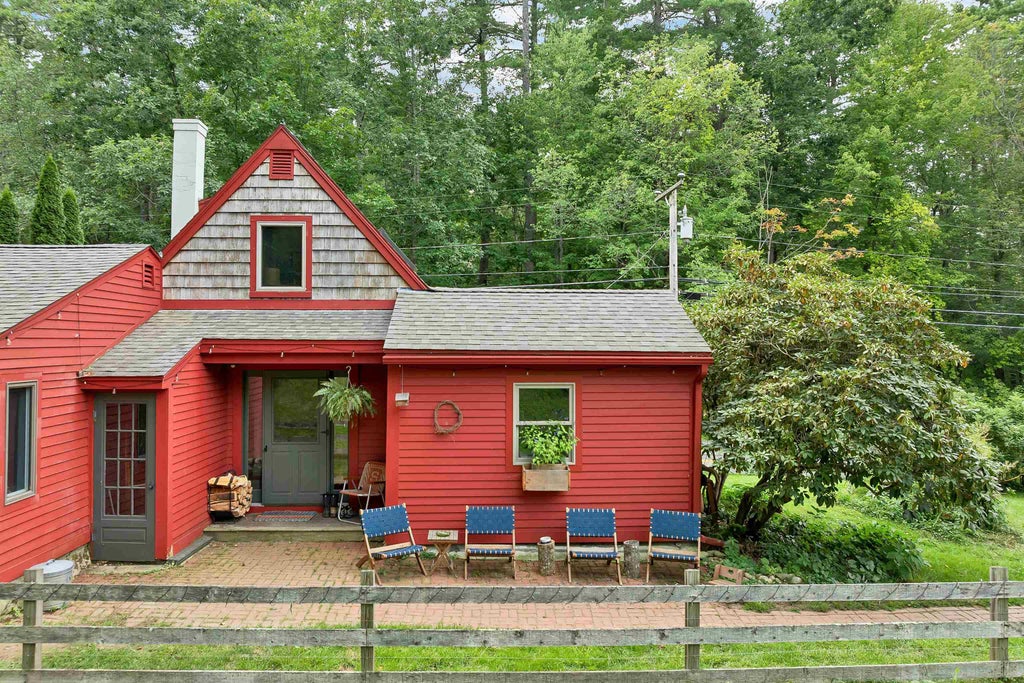 Photo of 170 Packers Falls Road, Durham, NH 03824 (MLS # 5107764)