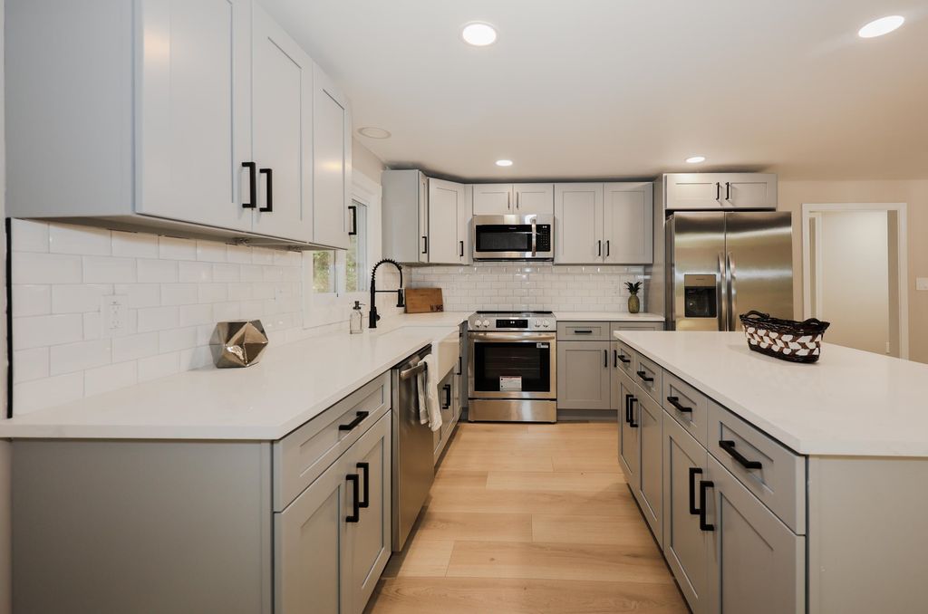 Photo of 112 Gilson Road, Nashua, NH 03062 (MLS # 5100239)