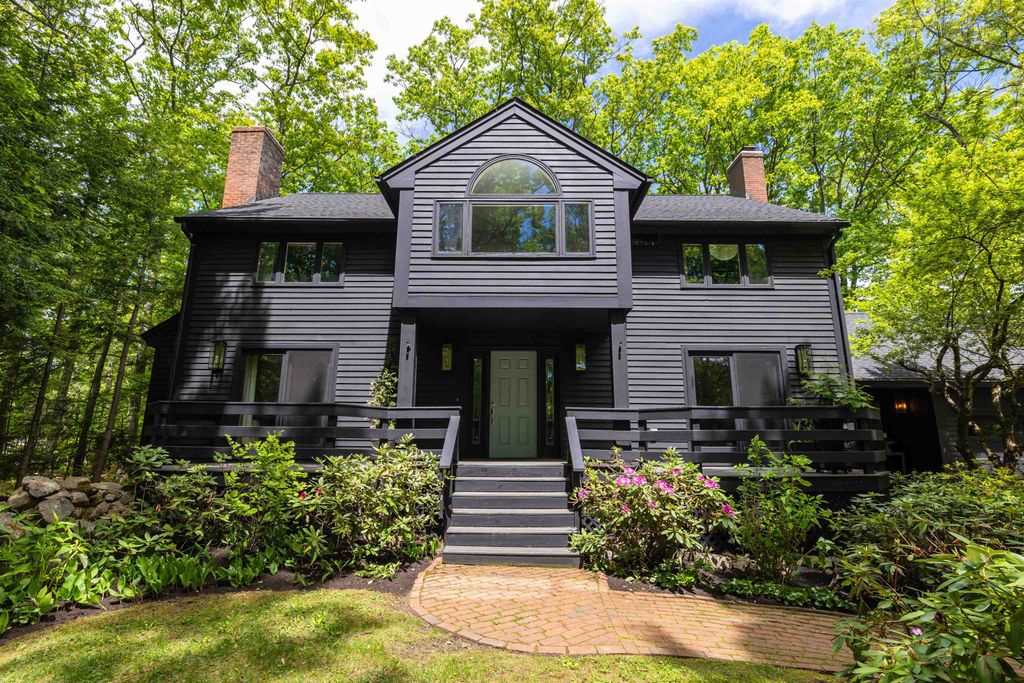 Photo of 13 Pond Place Lane, Concord, NH 03301 (MLS # 5093408)