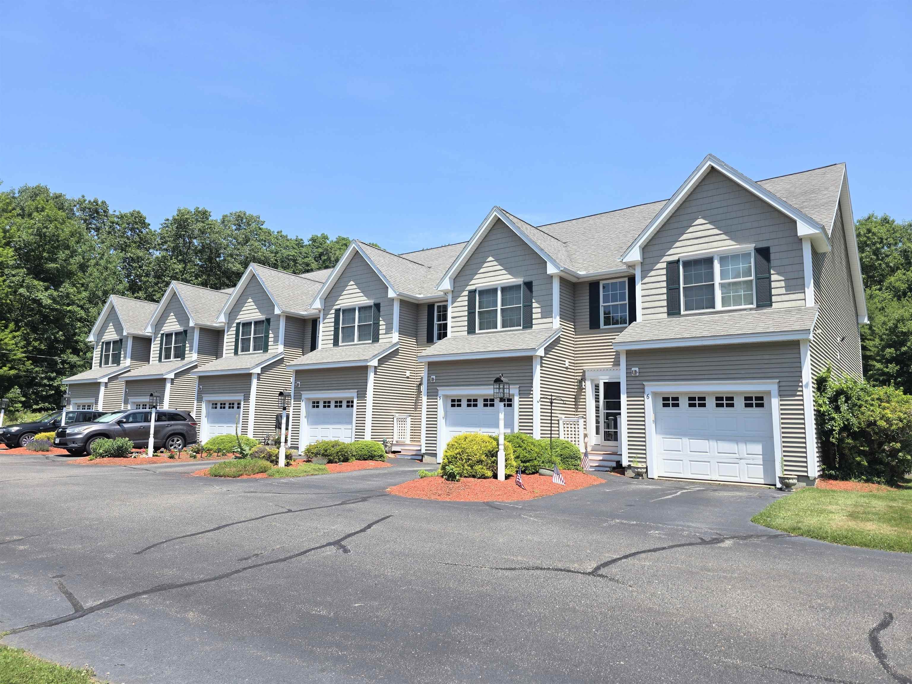 624 Main Street 6