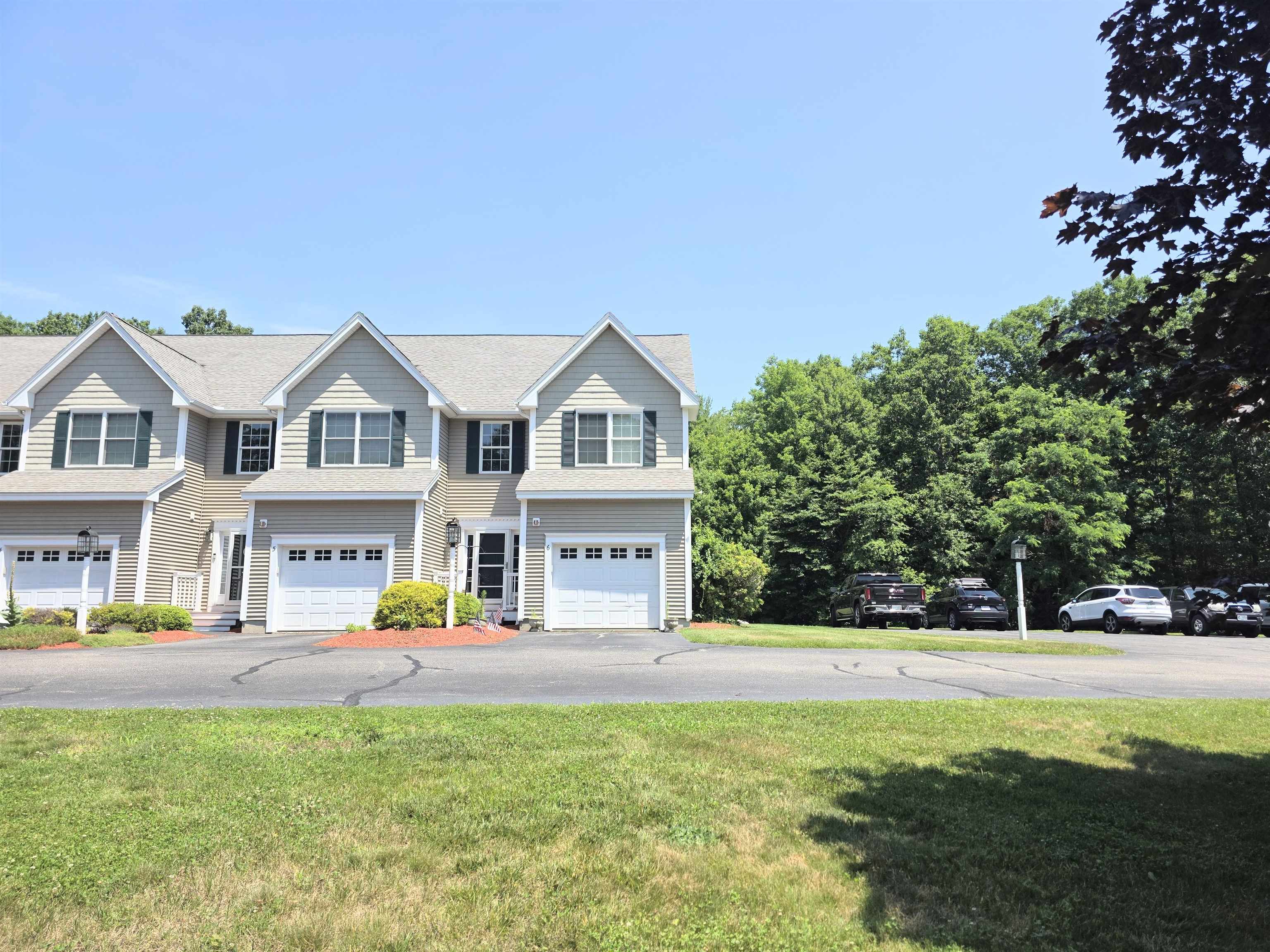 624 Main Street 6