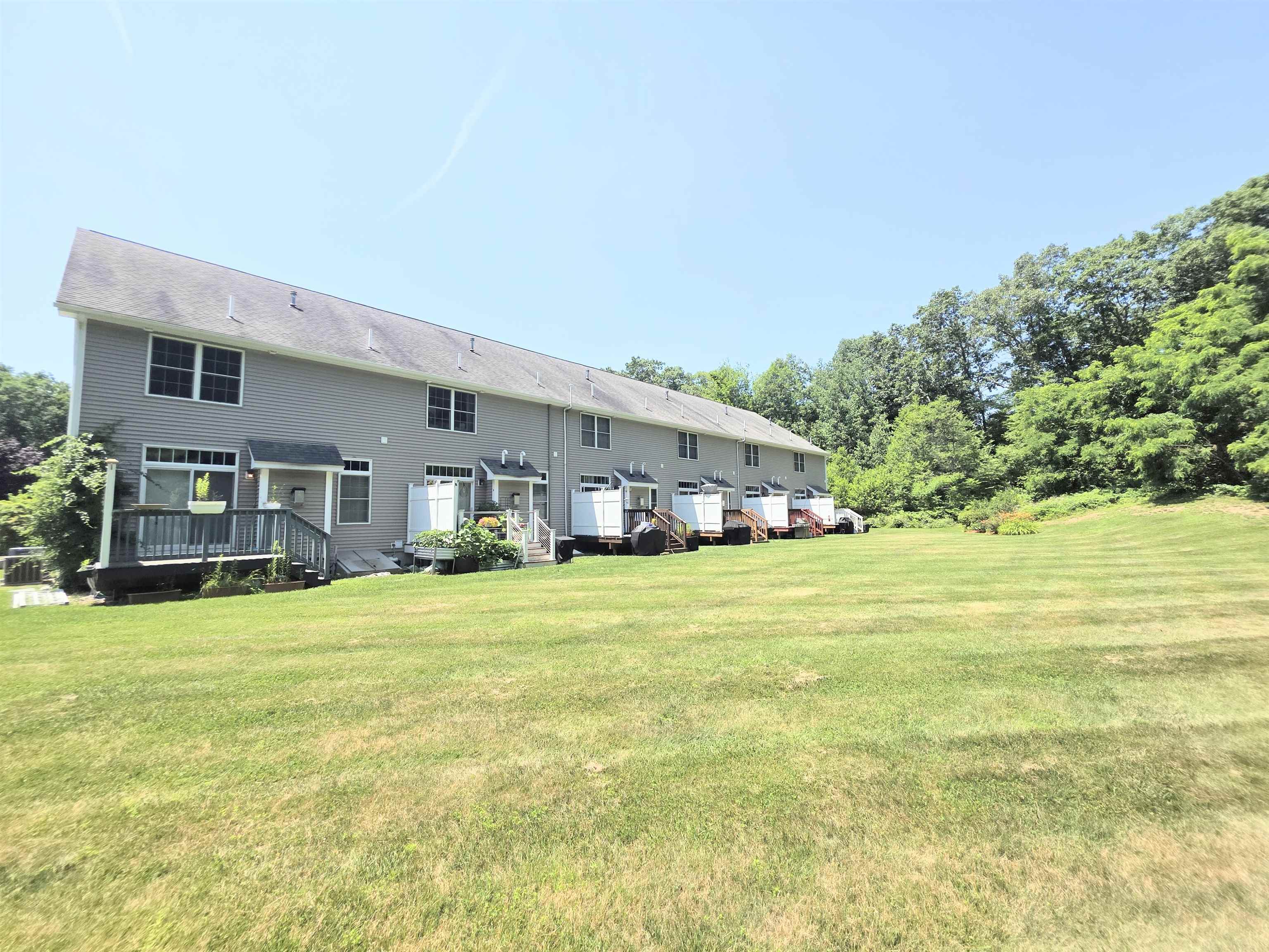 624 Main Street 6