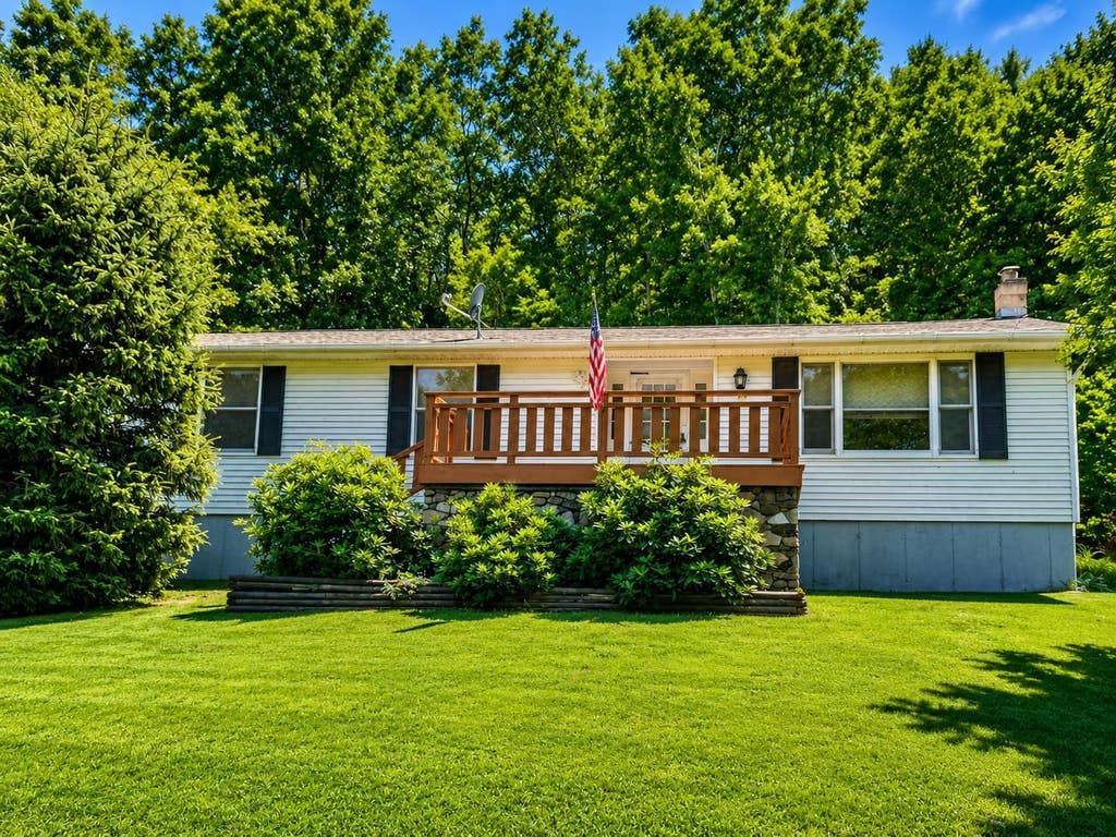 Photo of 10 Beruk Hill Road, Hinsdale, NH 03451 (MLS # 5103807)