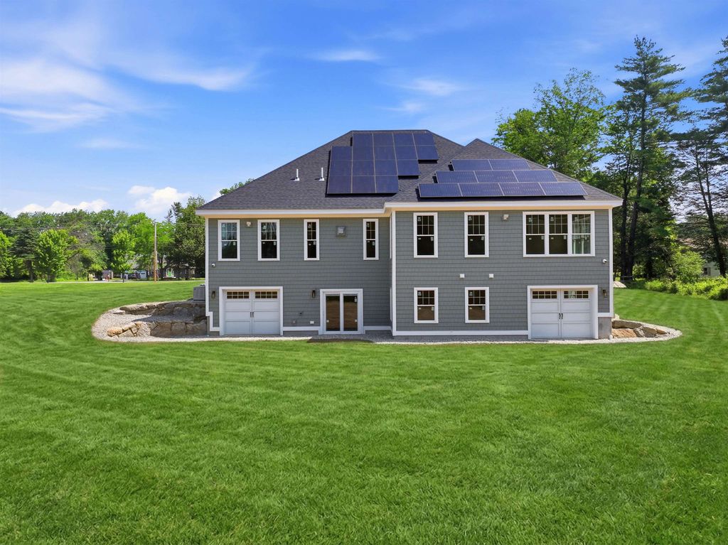 Photo of 116 Winnicutt Road, Stratham, NH 03885 (MLS # 5095647)