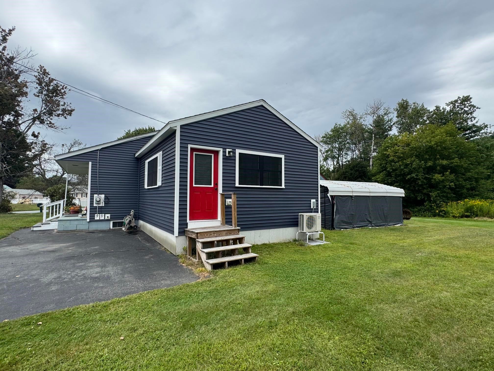 4 Barnes Avenue