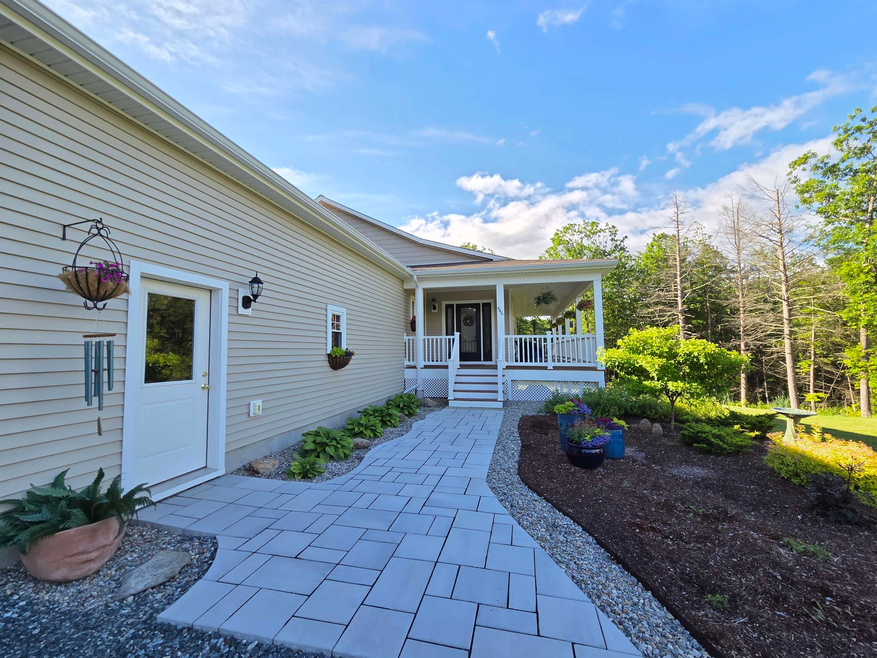 446 Edgemont Road