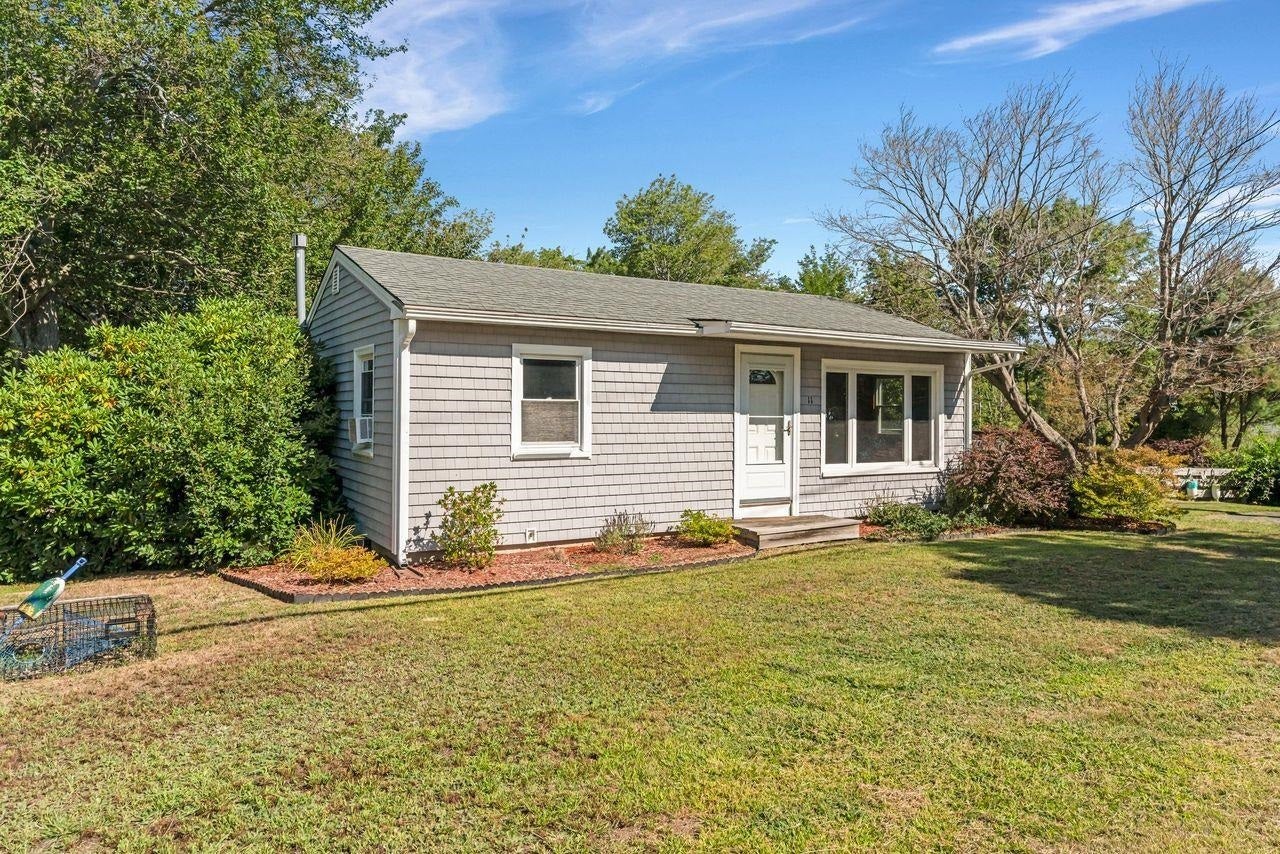 11 Parsons Road