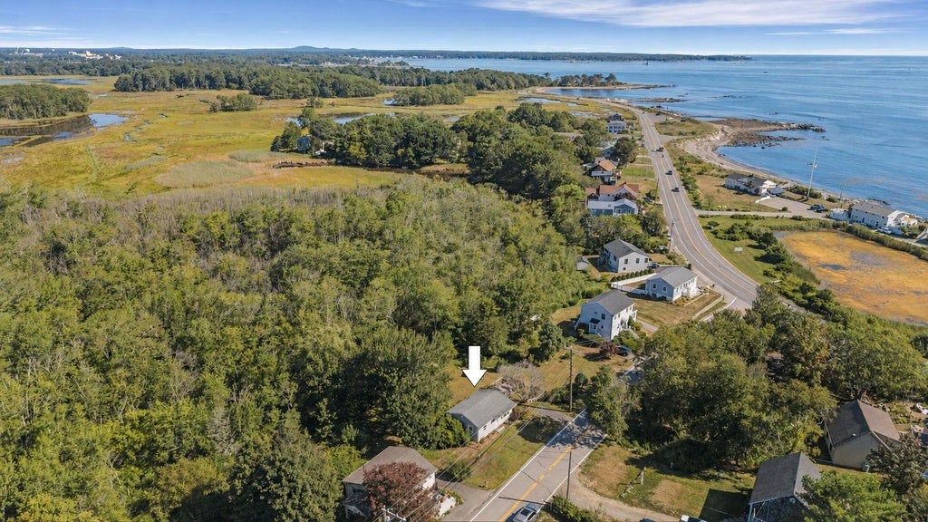 Photo of 11 Parsons Road, Rye, NH 03870 (MLS # 5107358)
