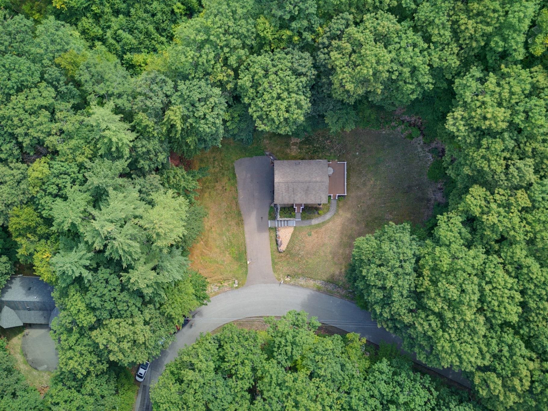57 Greenleaf Trail