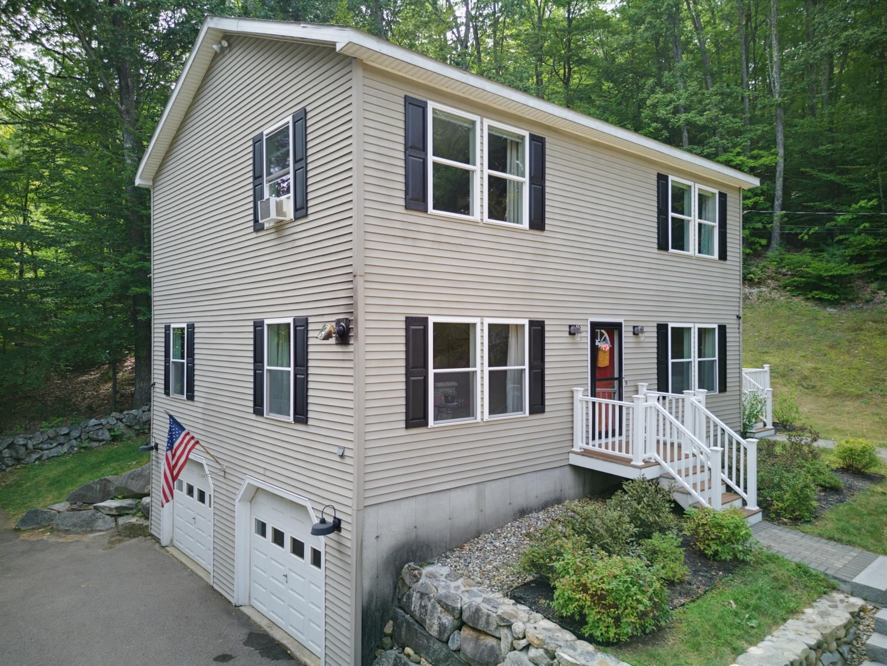 57 Greenleaf Trail