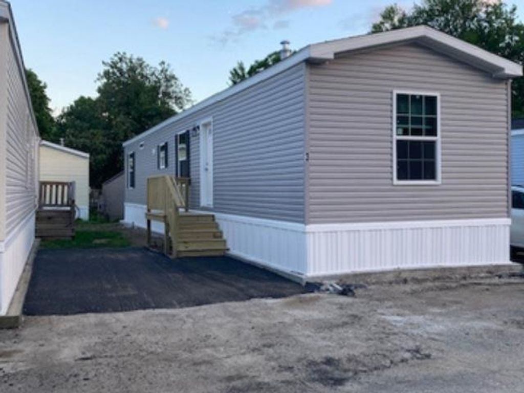 Photo of 75 South Policy Street #3, Salem, NH 03079 (MLS # 5093281)