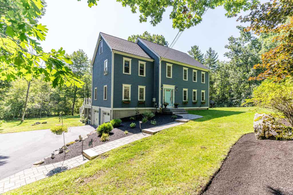 Photo of 8 Sandy Brook Drive, Durham, NH 03824 (MLS # 5103395)