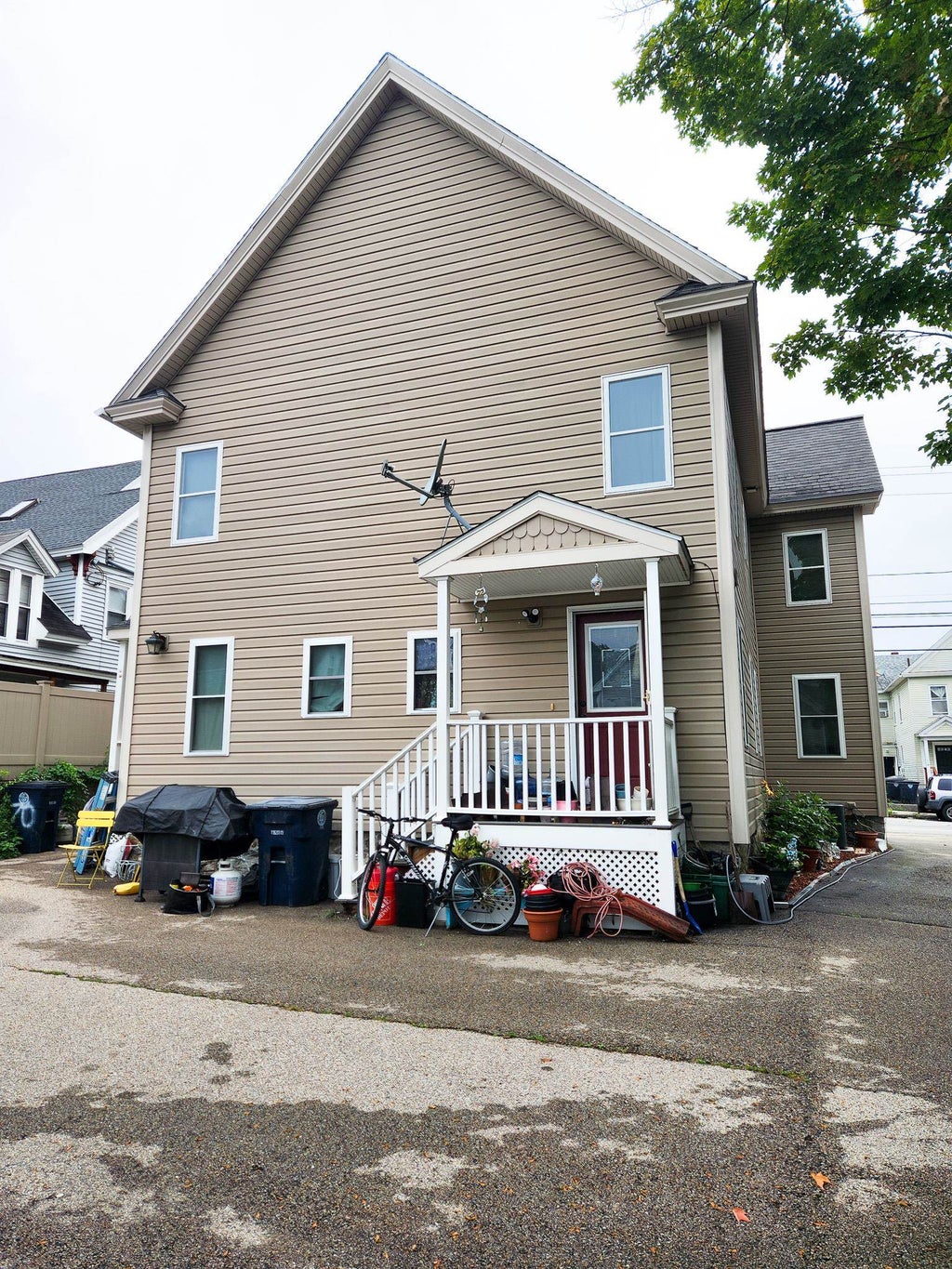 Photo of 6870 Kinsley Street, Nashua, NH 03060 (MLS # 5108693)