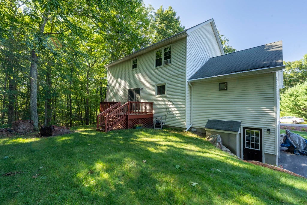 Photo of 96 Lindsey Way, Goffstown, NH 03045 (MLS # 5104073)