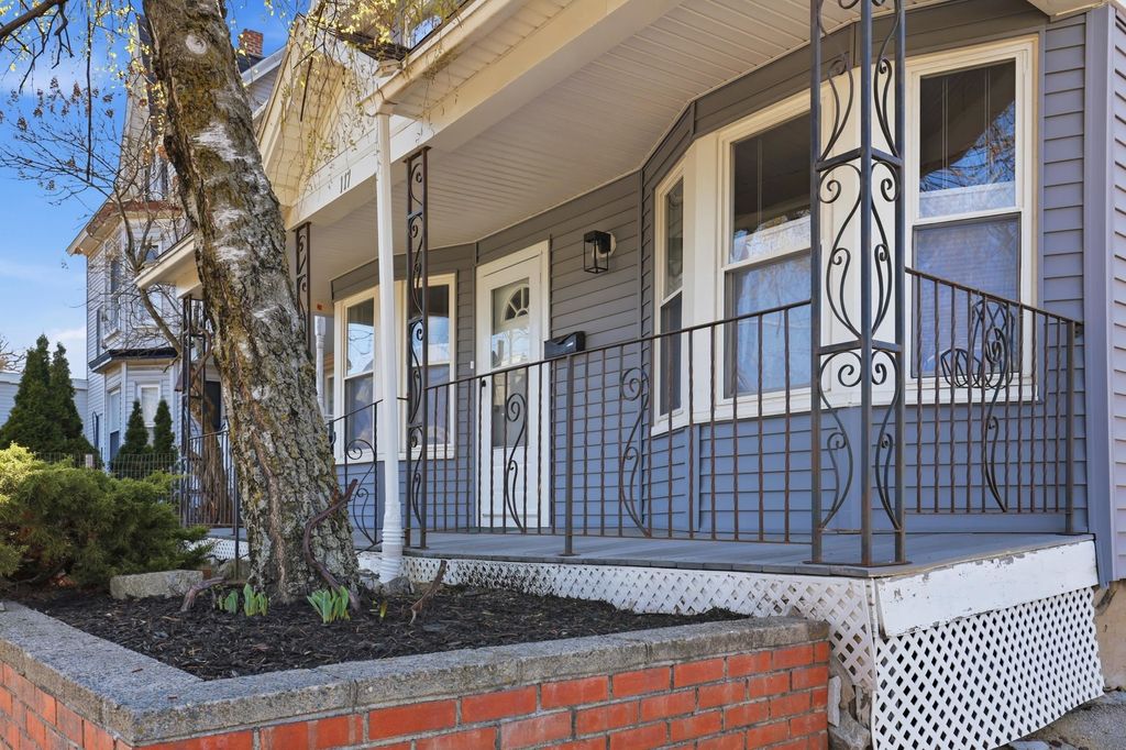 Photo of 117 Webster Street, Manchester, NH 03104 (MLS # 5085141)