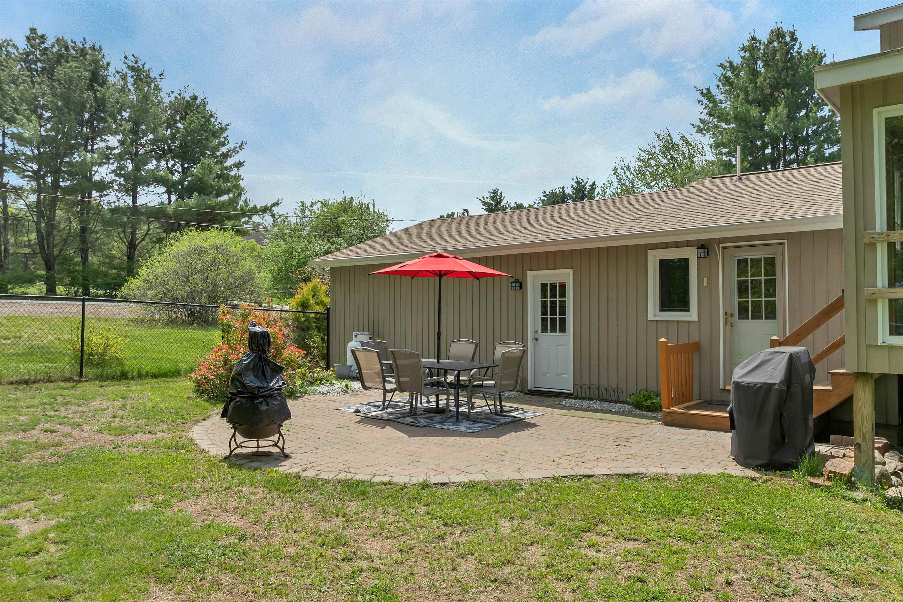 4 Birch Ledge Road