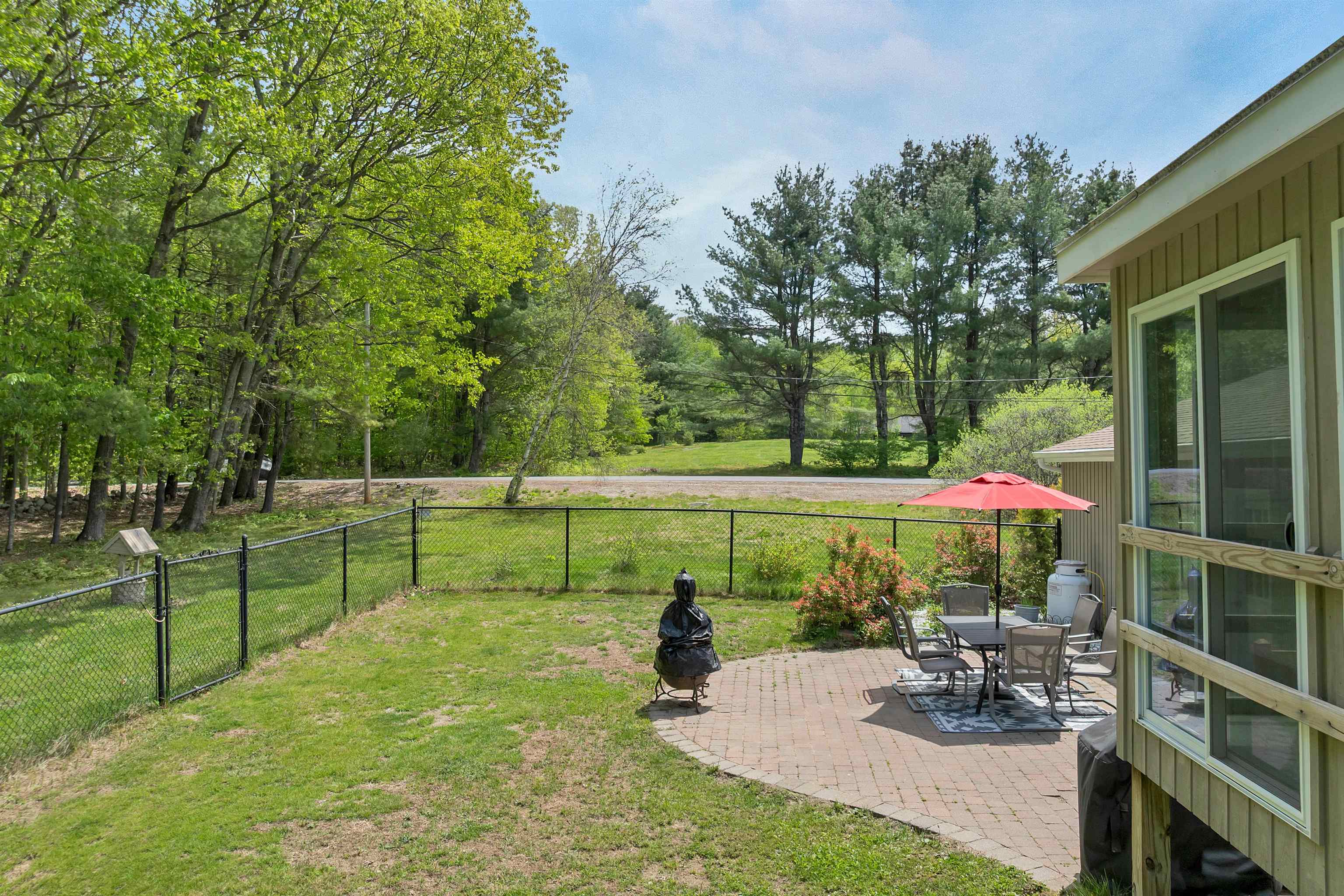 4 Birch Ledge Road