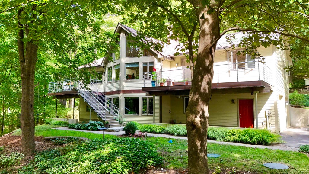 Photo of 5 Gerry's Landing #4, Dover, NH 03820 (MLS # 5110529)
