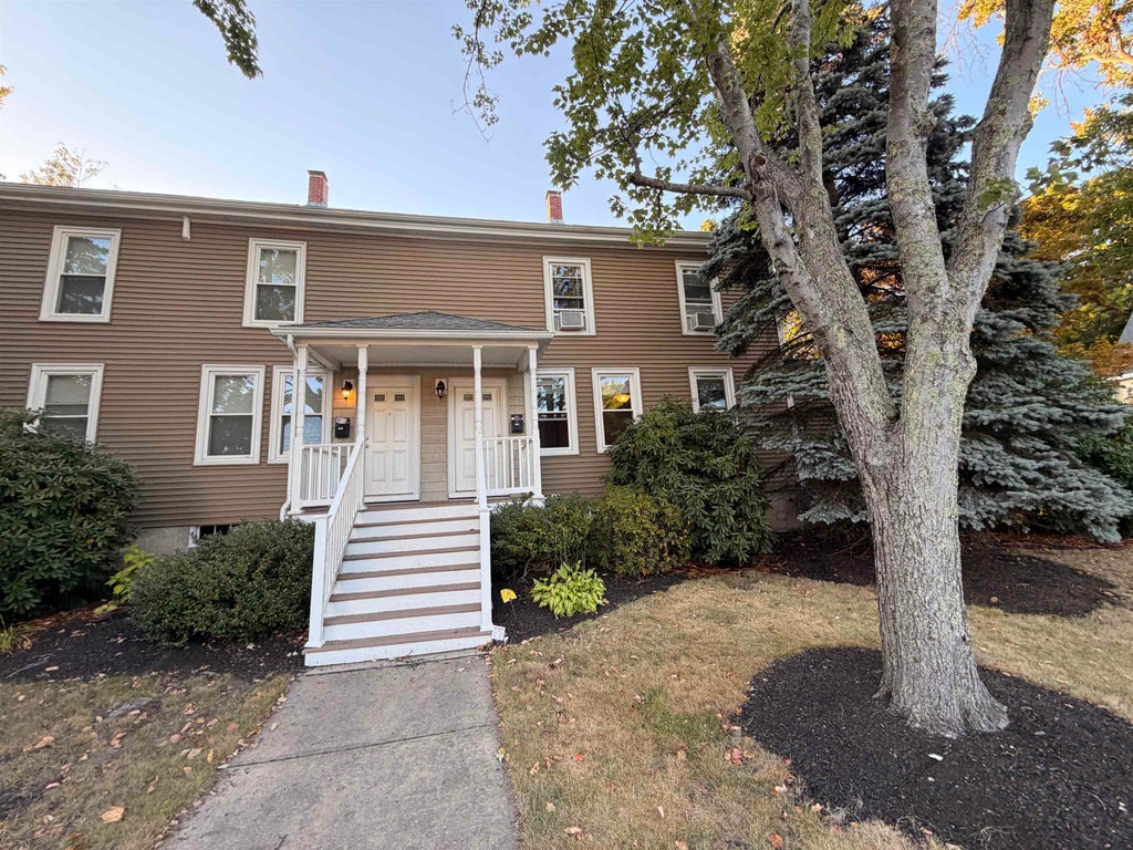 Photo of 419 Dennett Street #2, Portsmouth, NH 03801 (MLS # 5108761)