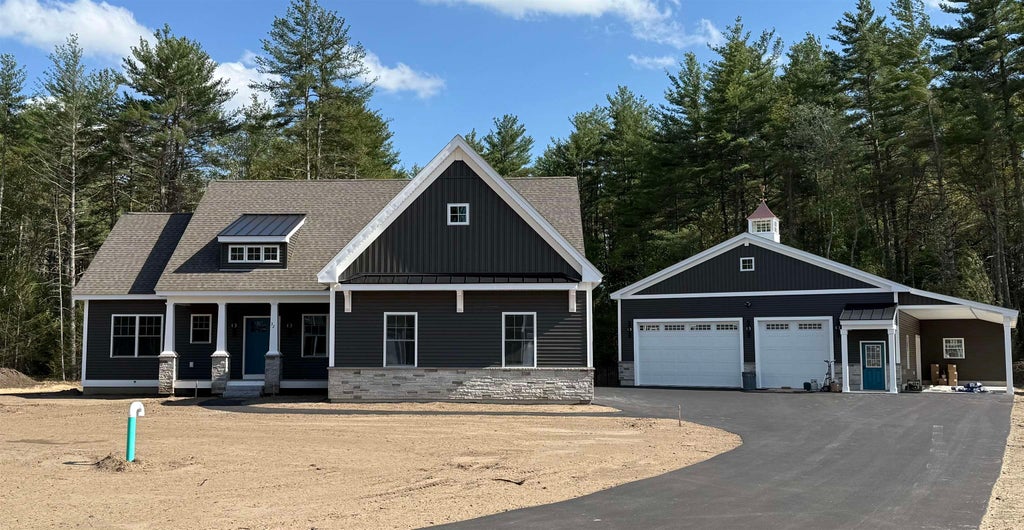 Photo of 12 Tallarico Street #28, Litchfield, NH 03052 (MLS # 5100947)