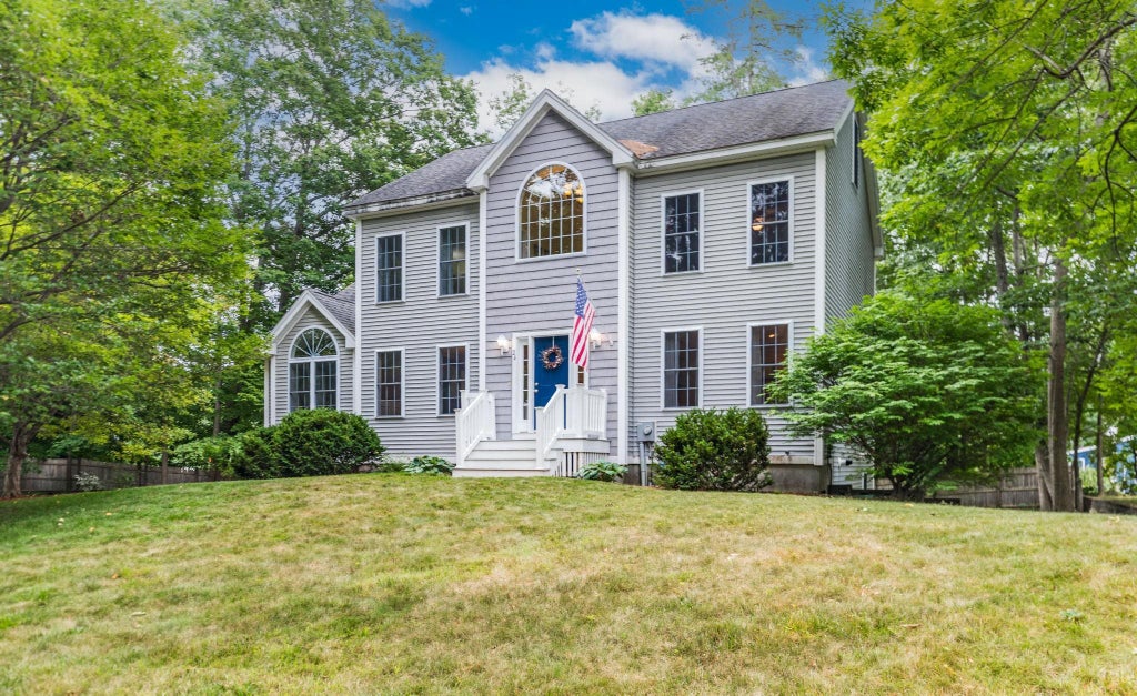 Photo of 24 Sunset Drive, Dover, NH 03820 (MLS # 5109124)
