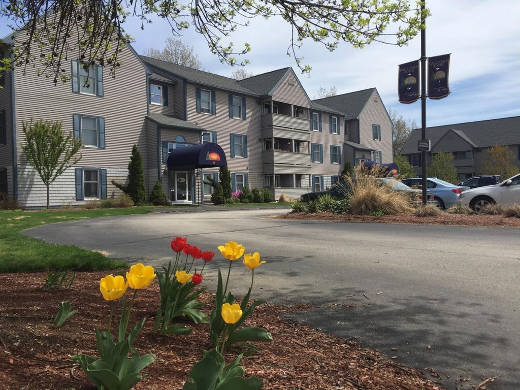 Photo of 131 Eastern Avenue #201, Manchester, NH 03104 (MLS # 5091668)