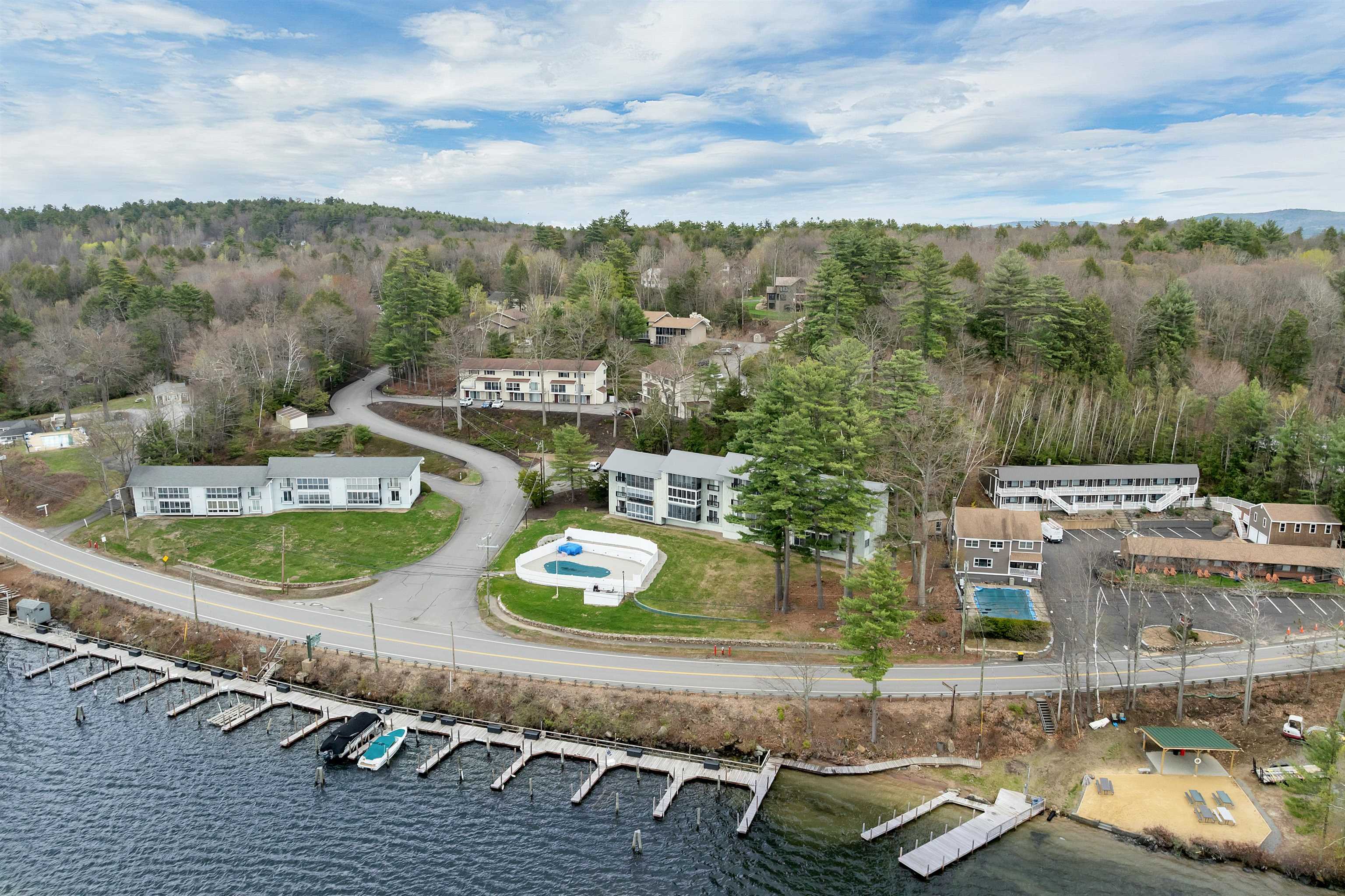883 Weirs Boulevard 6